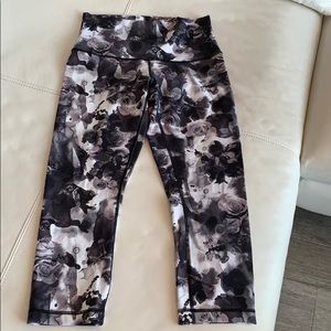 Lululemon high waist floral legging